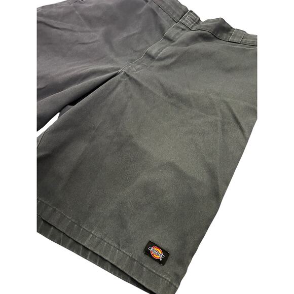Dickies Men’s Loose Fit Work Shorts Gray ~W44 - Picture 2 of 4